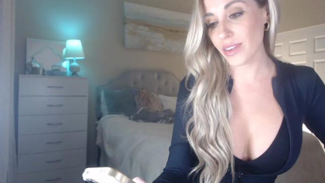 Gallery image thumbnail from Queen_bambii's myfreecams stream on, 01/30/2024, 06:32 image 8 of 20