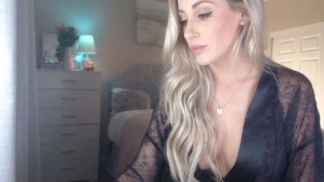 Gallery image thumbnail from Queen_bambii's myfreecams stream on, 02/15/2024, 06:38 image 19 of 20
