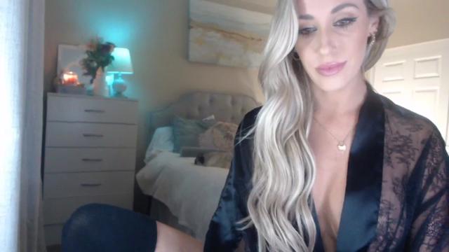 Gallery image thumbnail from Queen_bambii's myfreecams stream on, 02/20/2024, 09:38 image 6 of 20