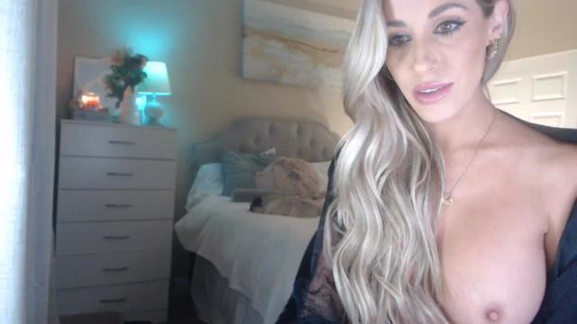 Gallery image thumbnail from Queen_bambii's myfreecams stream on, 02/20/2024, 09:38 image 5 of 20