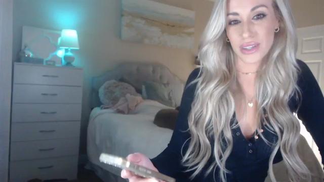 Gallery image thumbnail from Queen_bambii's myfreecams stream on, 03/05/2024, 06:57 image 5 of 20