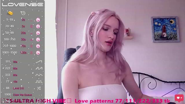 Gallery image thumbnail from Red_joan's myfreecams stream on, 03/22/2023, 13:25 image 15 of 20