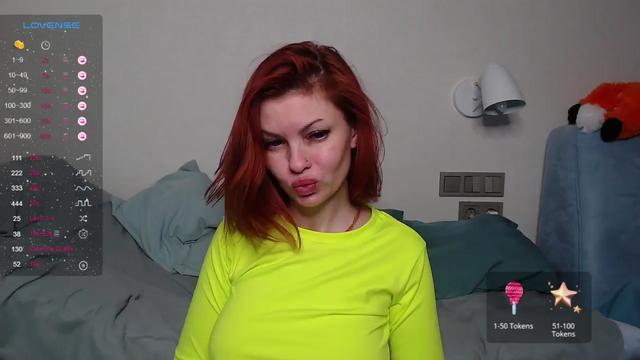 Gallery image thumbnail from Redhead_foxie's myfreecams stream on, 03/27/2024, 16:39 image 10 of 20