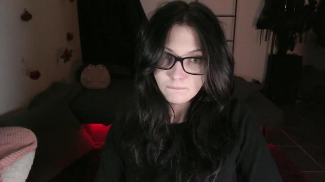 Gallery image thumbnail from RoomToAvoid's myfreecams stream on, 04/19/2024, 07:09 image 11 of 20