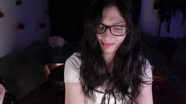 Gallery image thumbnail from RoomToAvoid's myfreecams stream on, 04/23/2024, 03:18 image 20 of 20