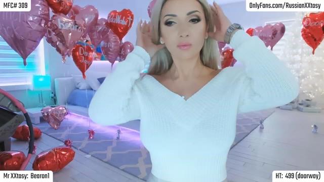 Gallery image thumbnail from RussianXXtasy's myfreecams stream on, 02/17/2024, 22:46 image 6 of 20