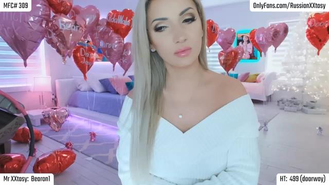 Gallery image thumbnail from RussianXXtasy's myfreecams stream on, 02/17/2024, 22:46 image 8 of 20
