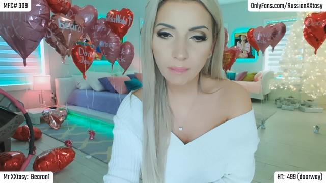 Gallery image thumbnail from RussianXXtasy's myfreecams stream on, 02/17/2024, 22:46 image 12 of 20