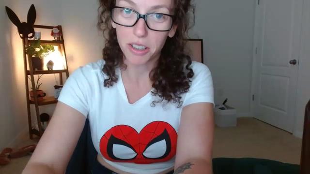 Gallery image thumbnail from Sarah_Stark's myfreecams stream on, 12/08/2022, 13:05 image 4 of 20