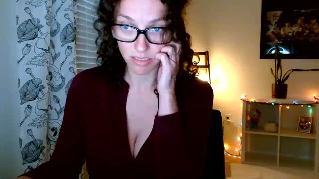 Gallery image thumbnail from Sarah_Stark's myfreecams stream on, 01/16/2023, 12:39 image 14 of 20