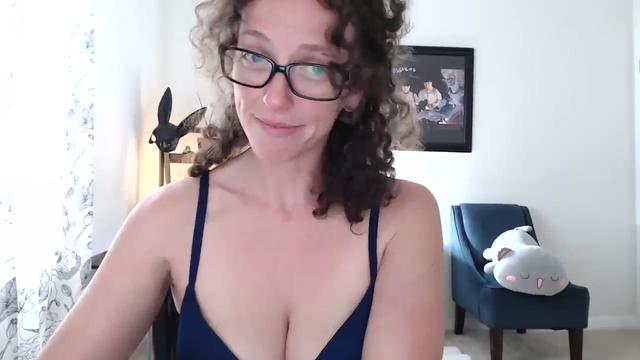 Gallery image thumbnail from Sarah_Stark's myfreecams stream on, 03/26/2024, 15:06 image 20 of 20