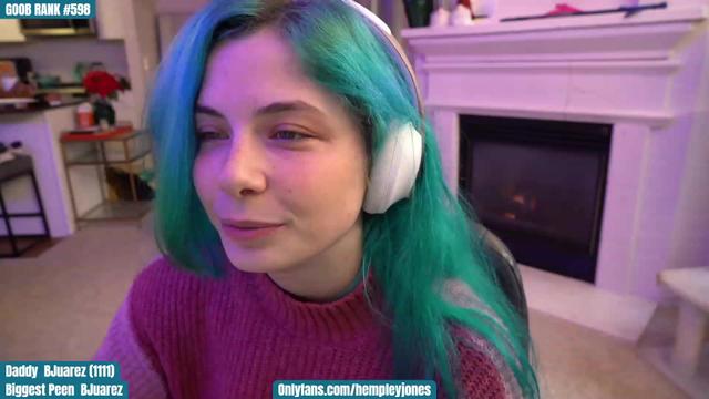 Gallery image thumbnail from SassyMcFucker's myfreecams stream on, 12/10/2022, 23:28 image 8 of 20