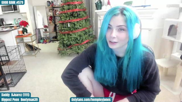 Gallery image thumbnail from SassyMcFucker's myfreecams stream on, 12/13/2022, 03:04 image 4 of 20