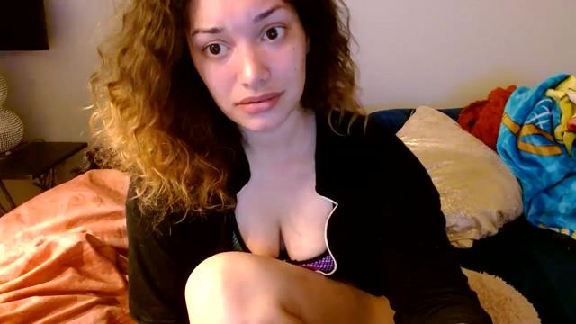 Gallery image thumbnail from Scar__lett's myfreecams stream on, 04/12/2024, 08:42 image 16 of 20