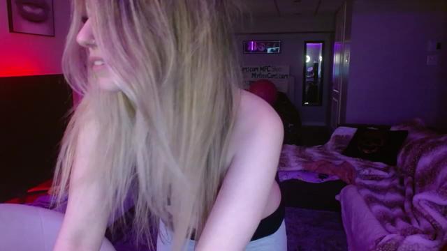 Gallery image thumbnail from Serafina's myfreecams stream on, 02/04/2024, 07:03 image 3 of 20