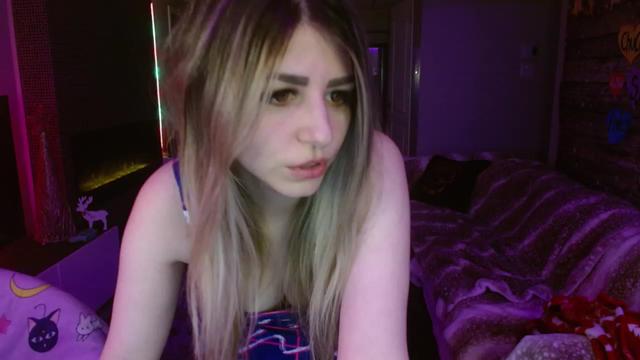 Gallery image thumbnail from Serafina's myfreecams stream on, 02/11/2024, 01:57 image 3 of 20