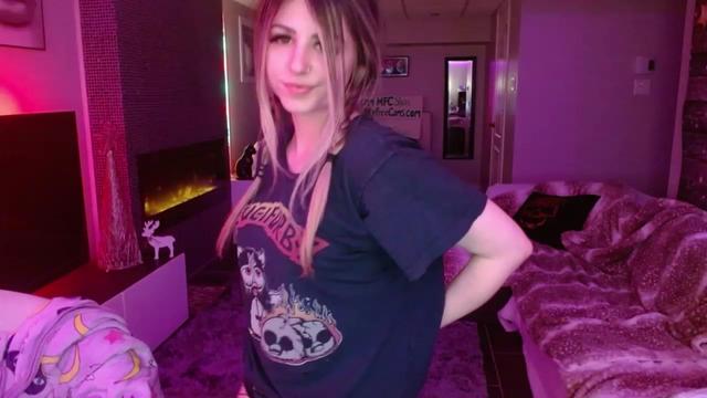 Gallery image thumbnail from Serafina's myfreecams stream on, 02/19/2024, 07:07 image 5 of 20
