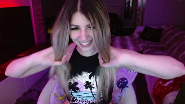 Gallery image thumbnail from Serafina's myfreecams stream on, 02/29/2024, 04:57 image 6 of 20