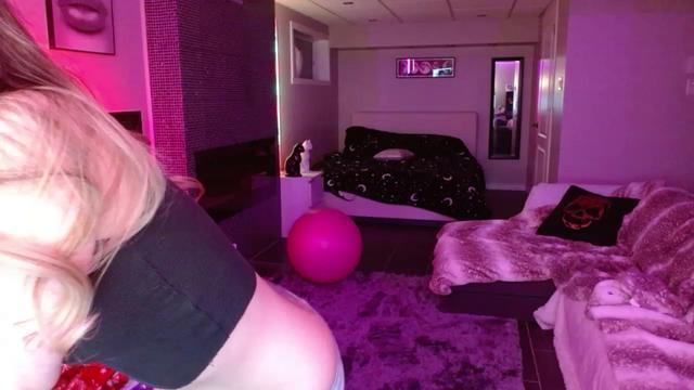 Gallery image thumbnail from Serafina's myfreecams stream on, 03/04/2024, 03:25 image 1 of 20