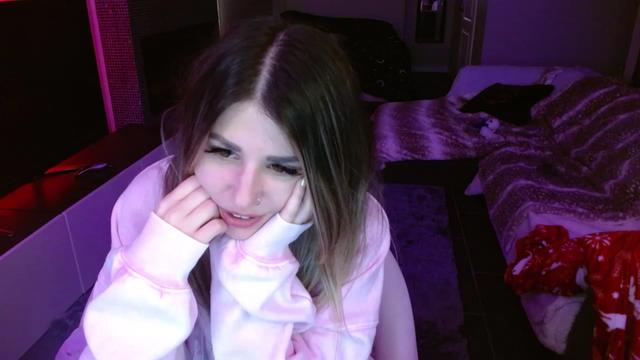 Gallery image thumbnail from Serafina's myfreecams stream on, 03/16/2024, 04:44 image 9 of 20