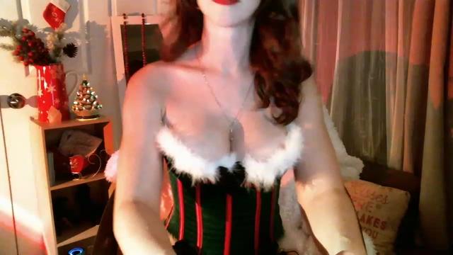 Gallery image thumbnail from SeraphinaR's myfreecams stream on, 12/20/2022, 04:28 image 1 of 20