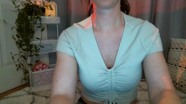 Gallery image thumbnail from SeraphinaR's myfreecams stream on, 03/19/2023, 19:56 image 11 of 20