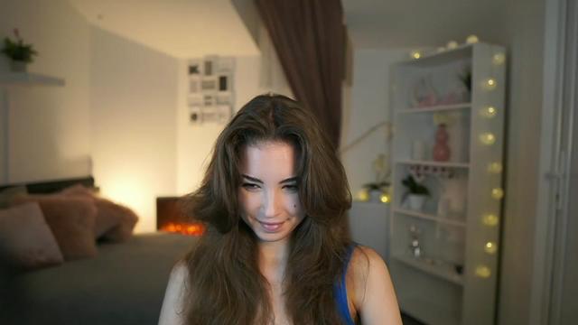 Gallery image thumbnail from Shy_jane's myfreecams stream on, 05/26/2023, 09:03 image 9 of 20