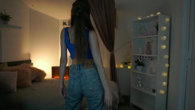 Gallery image thumbnail from Shy_jane's myfreecams stream on, 05/26/2023, 13:54 image 10 of 20