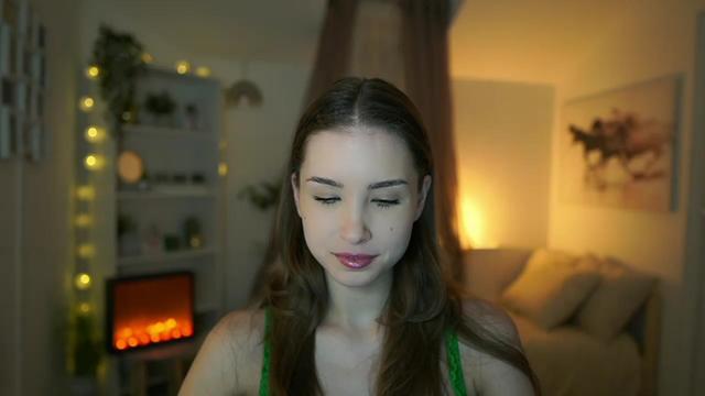 Gallery image thumbnail from Shy_jane's myfreecams stream on, 03/11/2024, 15:06 image 8 of 20