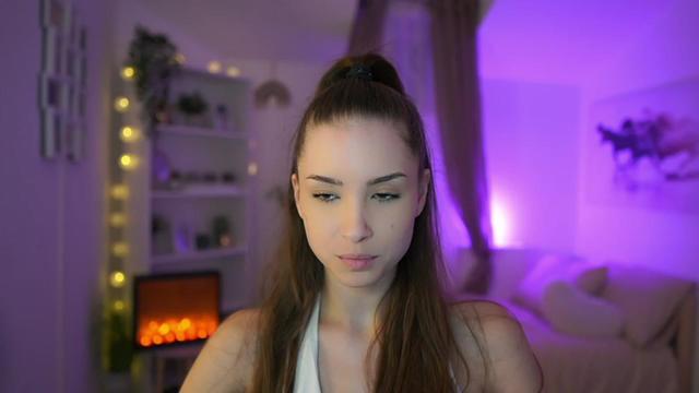 Gallery image thumbnail from Shy_jane's myfreecams stream on, 03/12/2024, 12:51 image 5 of 20