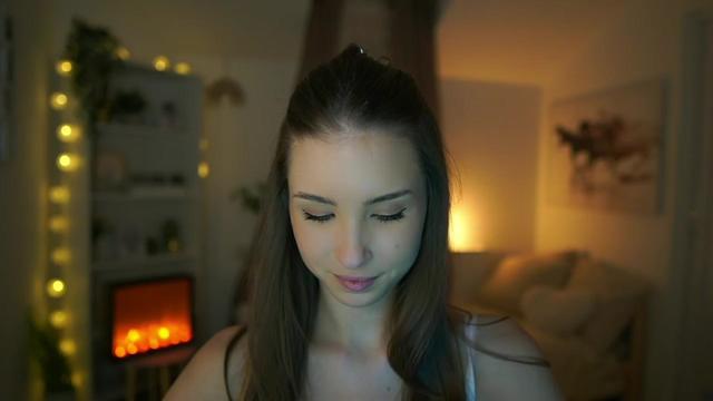 Gallery image thumbnail from Shy_jane's myfreecams stream on, 04/04/2024, 13:12 image 19 of 20