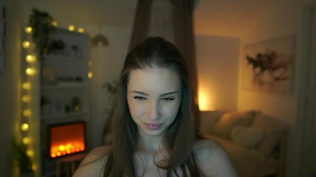 Gallery image thumbnail from Shy_jane's myfreecams stream on, 04/04/2024, 13:12 image 16 of 20