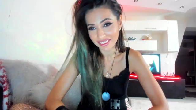 Gallery image thumbnail from SmileyTinaa's myfreecams stream on, 12/07/2022, 22:54 image 12 of 20