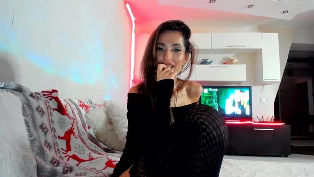 Gallery image thumbnail from SmileyTinaa's myfreecams stream on, 01/20/2023, 01:30 image 17 of 20
