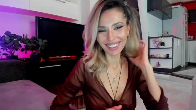 Gallery image thumbnail from SmileyTinaa's myfreecams stream on, 03/21/2024, 03:02 image 9 of 20