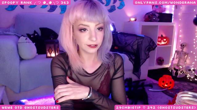 Gallery image thumbnail from SpoopyBish's myfreecams stream on, 10/23/2023, 01:01 image 10 of 20