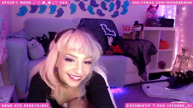 Gallery image thumbnail from SpoopyBish's myfreecams stream on, 10/28/2023, 01:19 image 17 of 20
