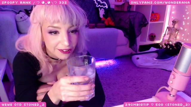 Gallery image thumbnail from SpoopyBish's myfreecams stream on, 10/28/2023, 01:19 image 3 of 20