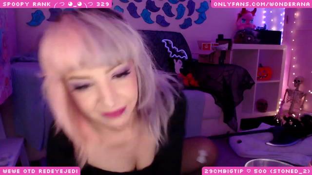 Gallery image thumbnail from SpoopyBish's myfreecams stream on, 10/28/2023, 01:19 image 15 of 20