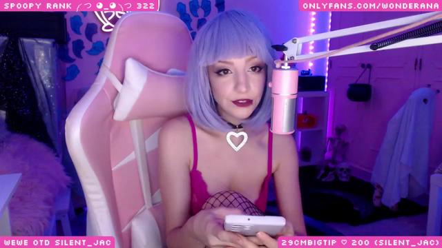Gallery image thumbnail from SpoopyBish's myfreecams stream on, 10/30/2023, 24:10 image 8 of 20