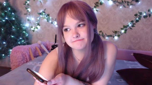 Gallery image thumbnail from Sugar_Cheeks's myfreecams stream on, 12/14/2023, 01:03 image 2 of 20