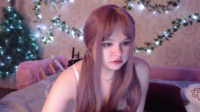 Gallery image thumbnail from Sugar_Cheeks's myfreecams stream on, 12/14/2023, 01:03 image 7 of 20