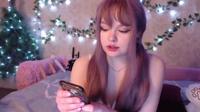 Gallery image thumbnail from Sugar_Cheeks's myfreecams stream on, 12/14/2023, 01:03 image 6 of 20