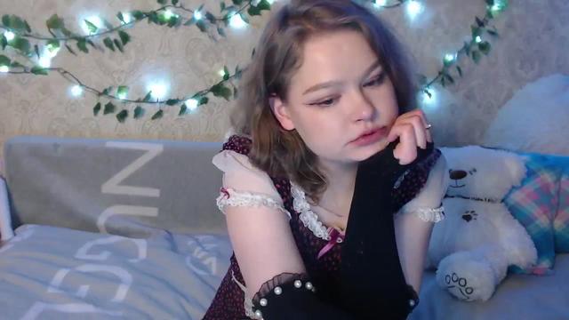 Gallery image thumbnail from Sugar_Cheeks's myfreecams stream on, 03/15/2024, 22:33 image 20 of 20