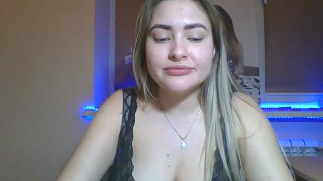 Gallery image thumbnail from Sweet__Doll__'s myfreecams stream on, 02/10/2023, 23:32 image 19 of 20