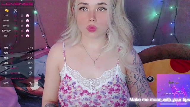Gallery image thumbnail from Sweety_Krista's myfreecams stream on, 07/14/2023, 13:26 image 11 of 20