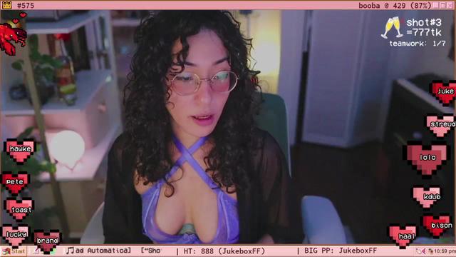 Gallery image thumbnail from TERRA's myfreecams stream on, 02/09/2024, 06:05 image 11 of 20