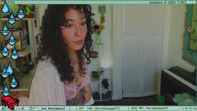 Gallery image thumbnail from TERRA's myfreecams stream on, 04/26/2024, 21:01 image 7 of 20