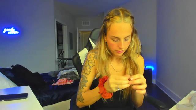 Gallery image thumbnail from Tati_Rae's myfreecams stream on, 01/21/2023, 19:09 image 6 of 20