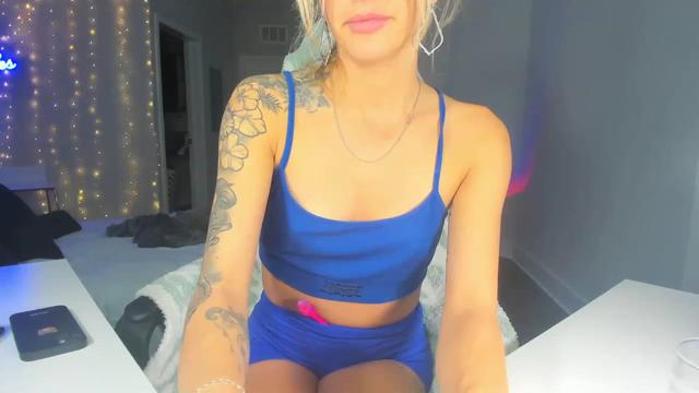 Gallery image thumbnail from Tati_Rae's myfreecams stream on, 02/14/2023, 23:22 image 6 of 20